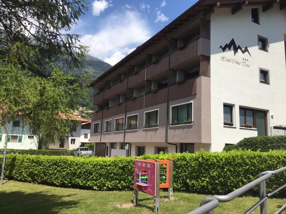 Hotel Cima Tosa San Lorenzo Dorsino Exteriér fotografie